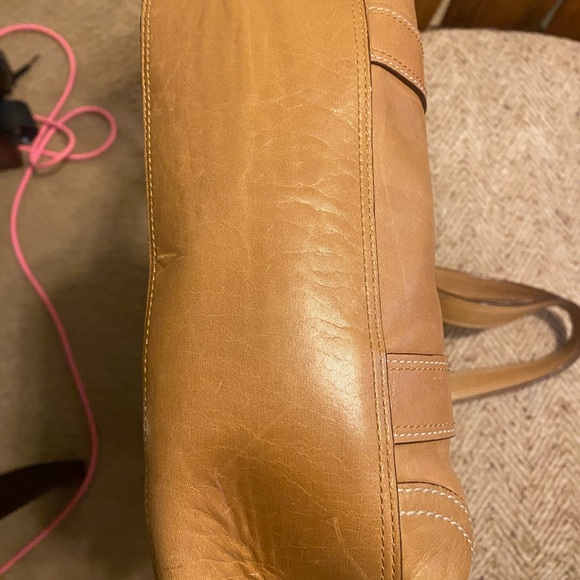 Coach authentic leather purse used very little, like new inside and outside. - Picture 7 of 15